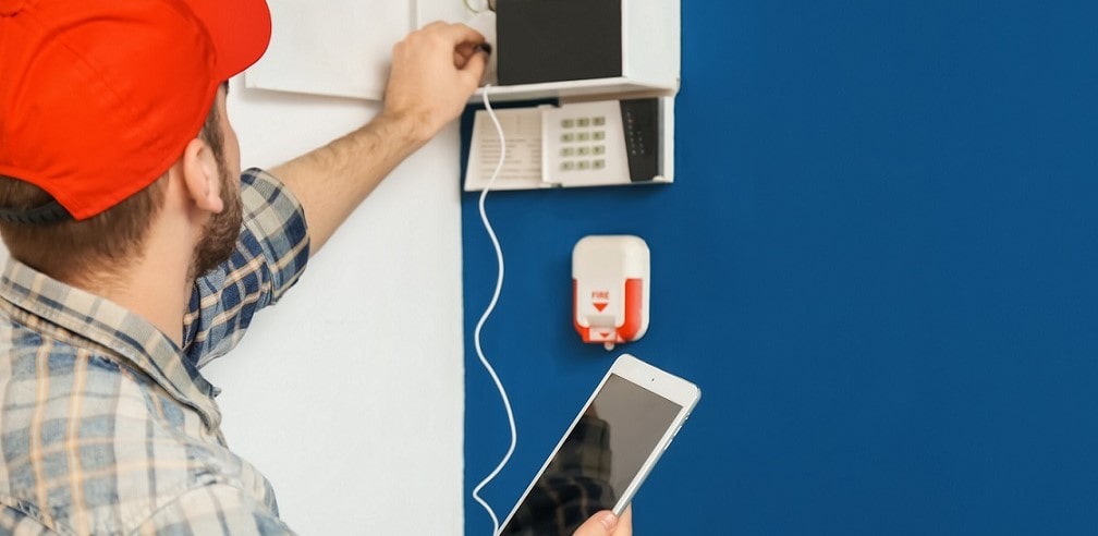 Pourquoi une alarme se déclenche sans raison ?